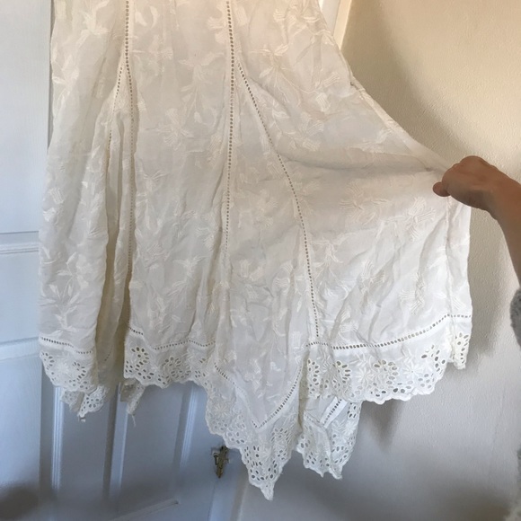 LAST CHANCE! Sundance Blooming Romance Eyelet Lace Dress - Picture 6 of 10